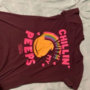 A Womens peeps shirt size 2XL